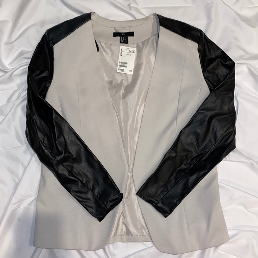 H&M Gray and Black Blazer